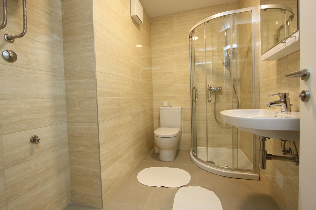New Belgrade Apartments Magnetic, Parking 5 Evra Dan Exterior foto