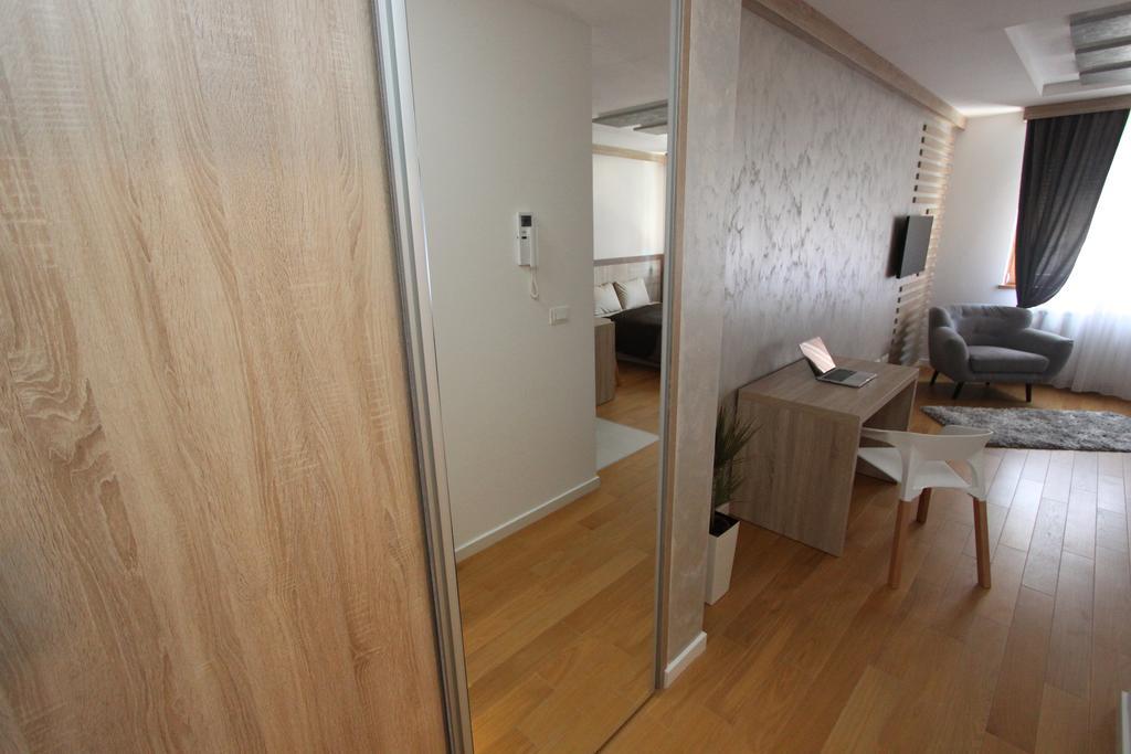 New Belgrade Apartments Magnetic, Parking 5 Evra Dan Exterior foto